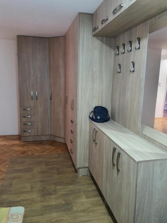 Big Apartman - Free Parking Вране Экстерьер фото